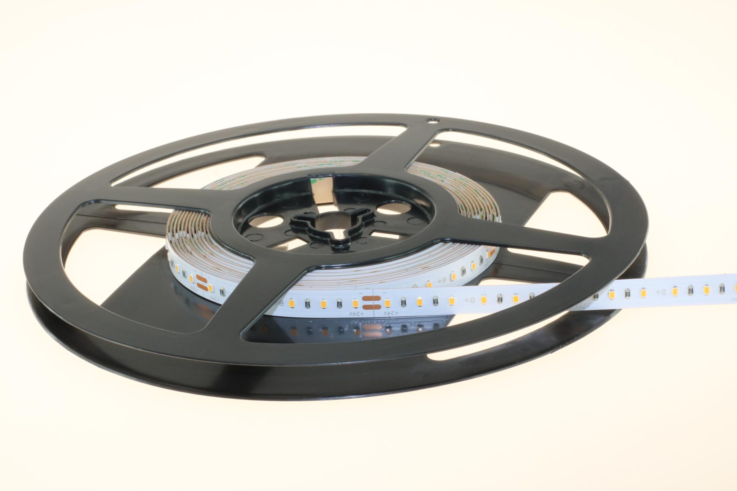 LED pás 6W, 24V, 120pcs/m - 2216 SMD, NW, IP20, šírka 8mm – Obrázok 2