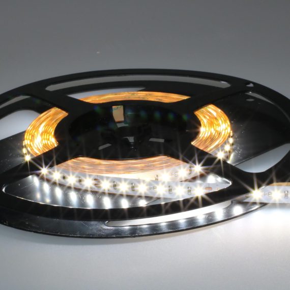 LED pás 9,6W, 24V, 120pcs/m - 2216 SMD, CW, IP20, šírka 8mm